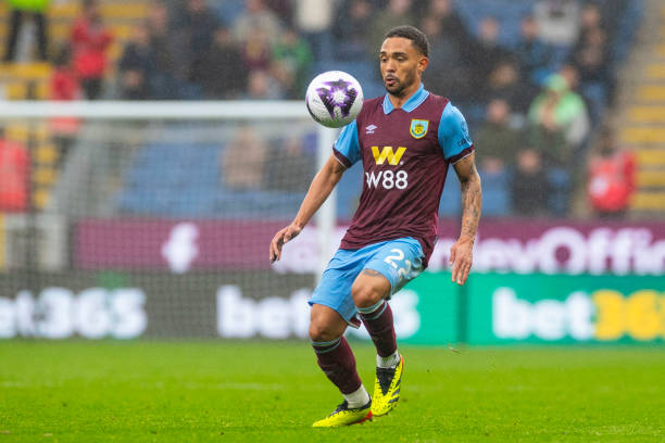 在这个荣誉 在这个荣誉