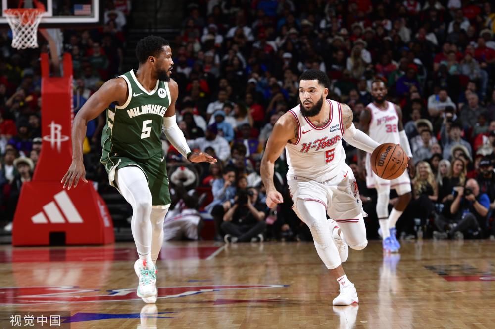 的支持下 的支持下