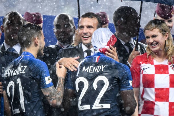 投身足球事 投身足球事